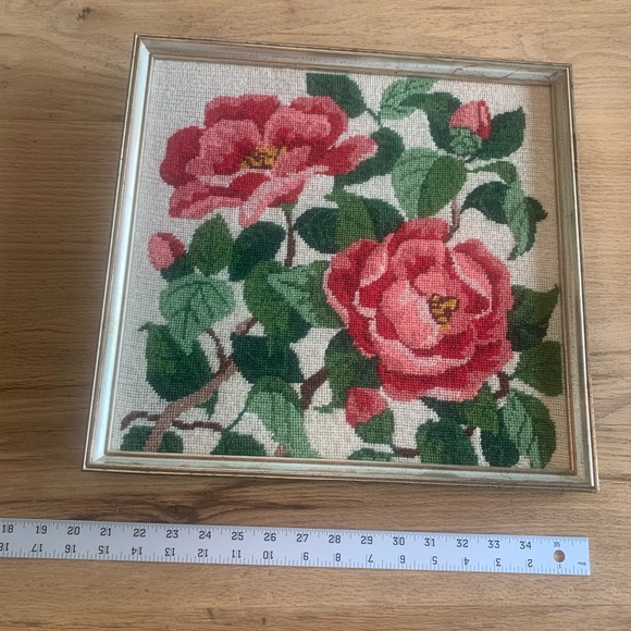 Needlework Pink Green Roses Gold Framing 15” x 15” Preloved - Picture 5 of 7